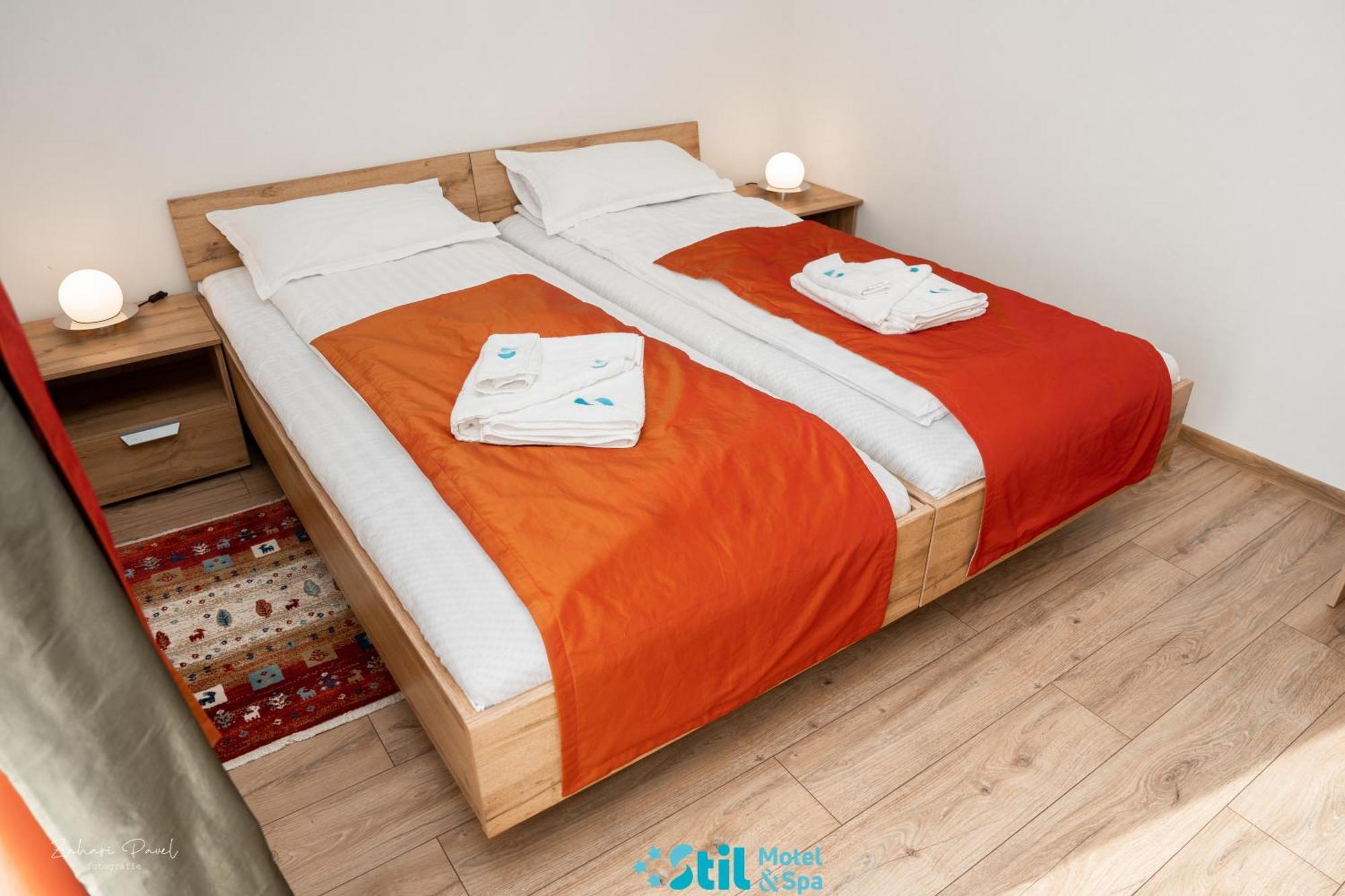 Stil Motel & Spa ตัชนัด ภายนอก รูปภาพ