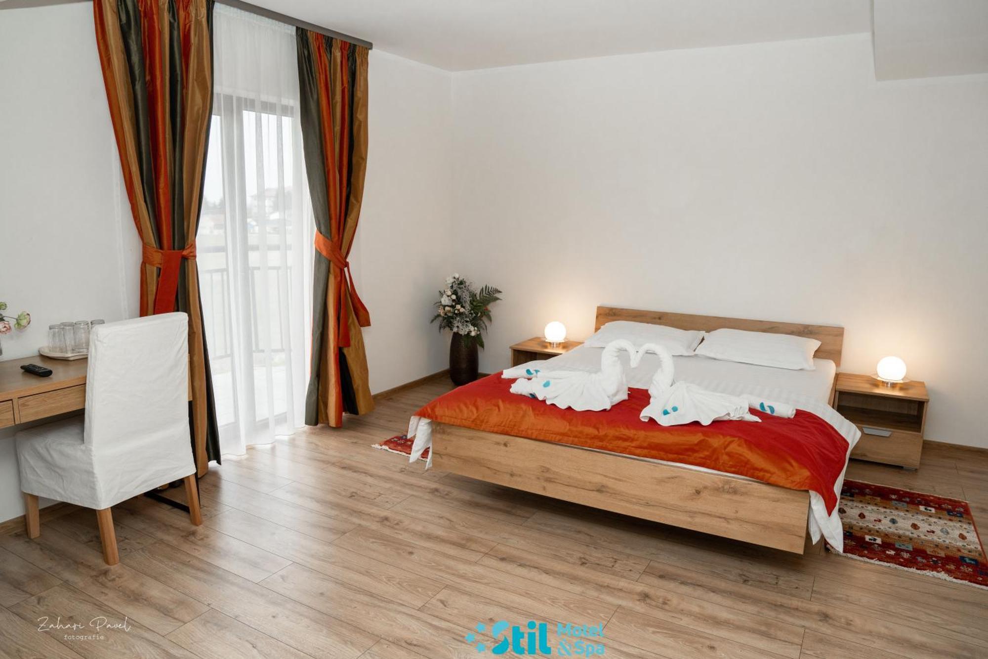 Stil Motel & Spa ตัชนัด ภายนอก รูปภาพ