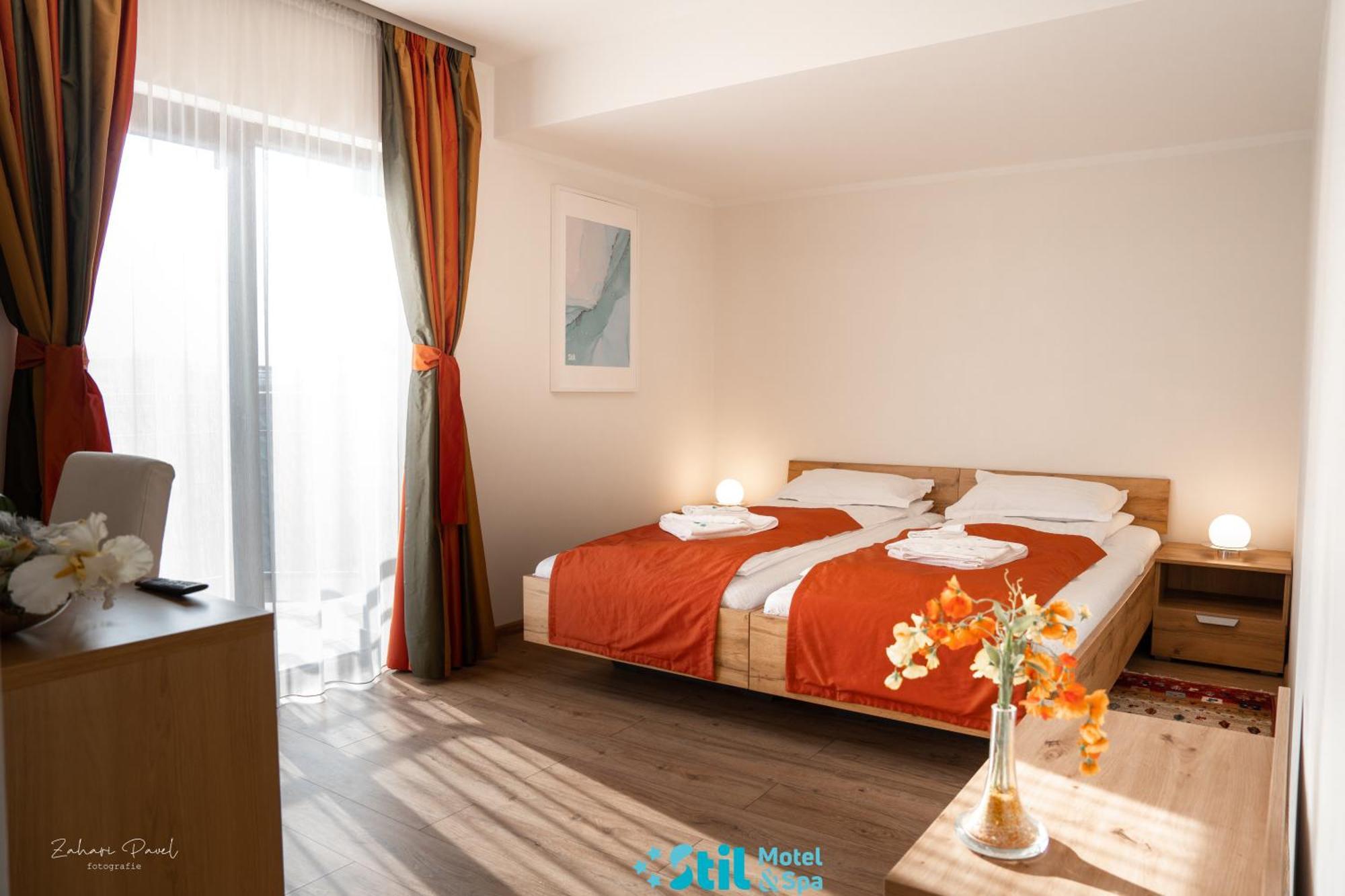 Stil Motel & Spa ตัชนัด ภายนอก รูปภาพ