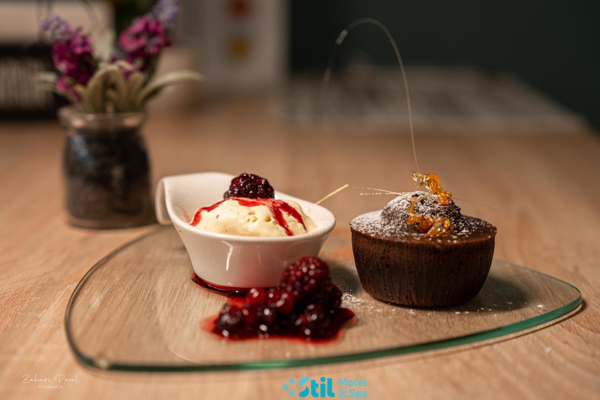 Stil Motel & Spa ตัชนัด ภายนอก รูปภาพ