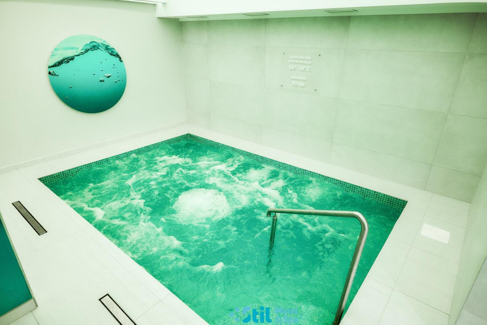 Stil Motel & Spa ตัชนัด ภายนอก รูปภาพ